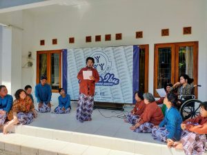 Read more about the article Semarakkan Hari Kartini, Anak Disabilitas Panti 3 YSI DIY Gelar Lomba Baca Puisi